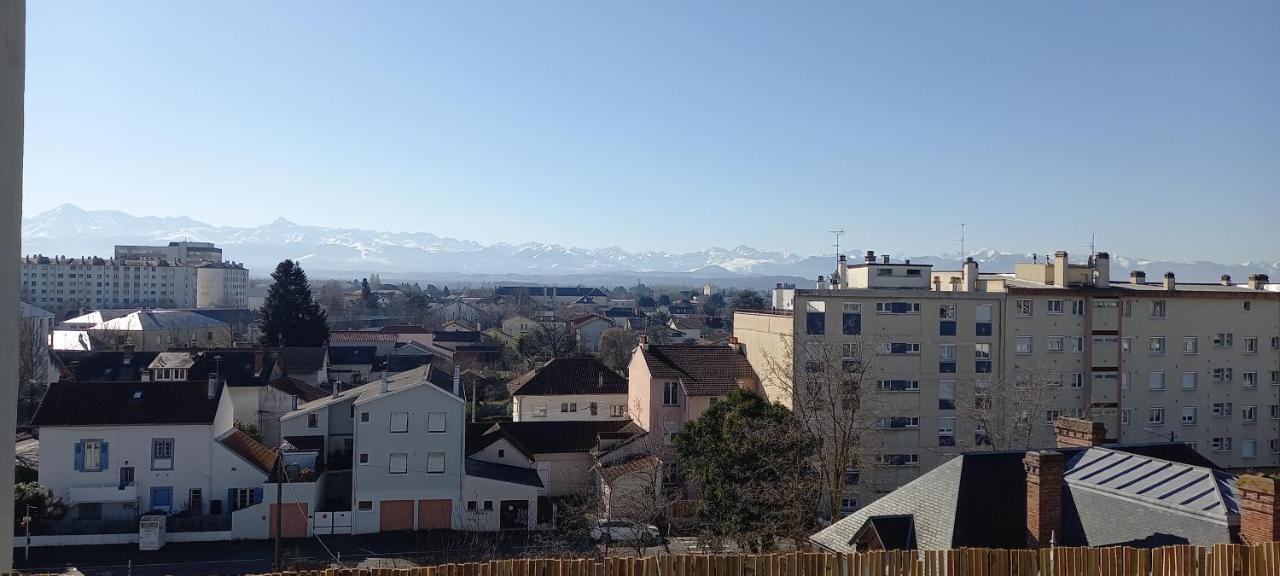 Le Belvedere Dernier Etage Avec Terrasse Wifi Fibre Apartment Tarbes Ngoại thất bức ảnh