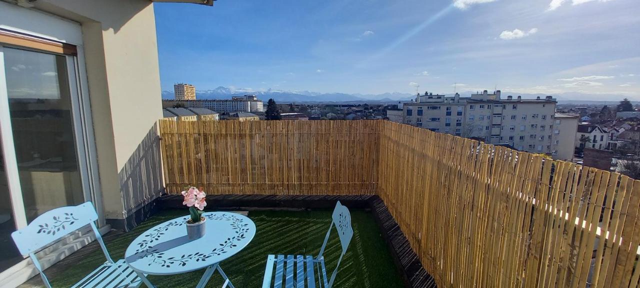 Le Belvedere Dernier Etage Avec Terrasse Wifi Fibre Apartment Tarbes Ngoại thất bức ảnh